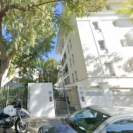 2-room Apartment, Bright Balcony *